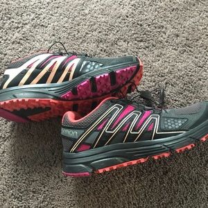 Salomon Shoes